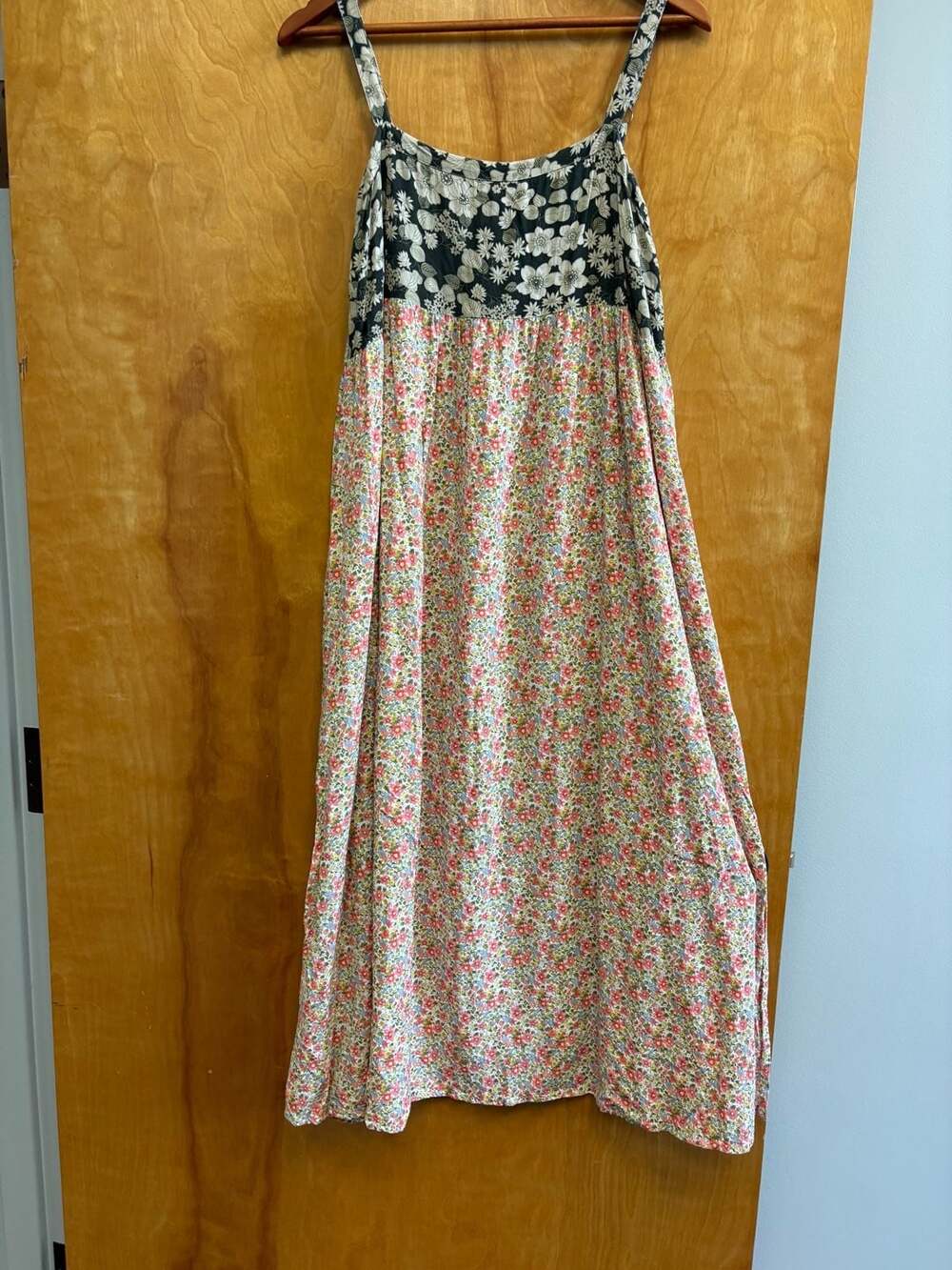 Natural Life Maxi Dress Size L Floral Boho Beachy Hippie Split